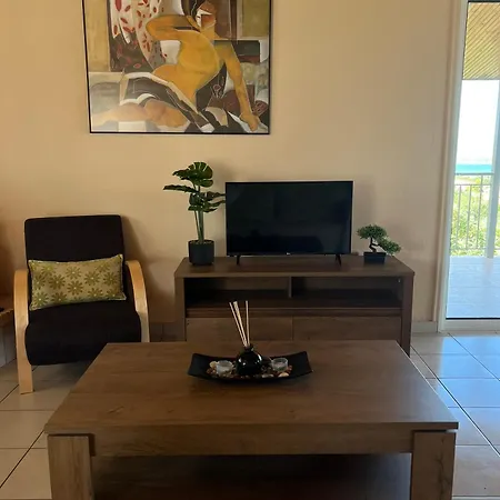 Xenia's Seaview House Paralia Avlidhos